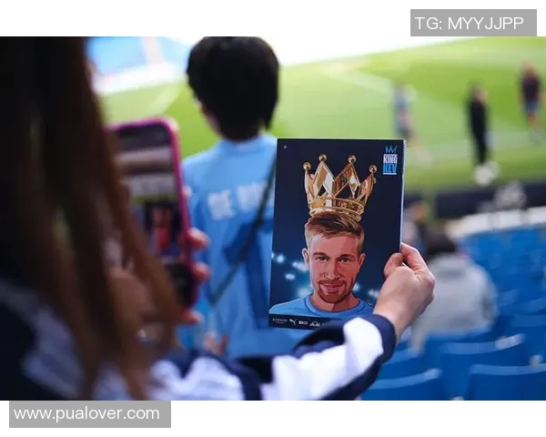 德布劳内社媒发声正面回应争议事件引发广泛热议与球迷讨论